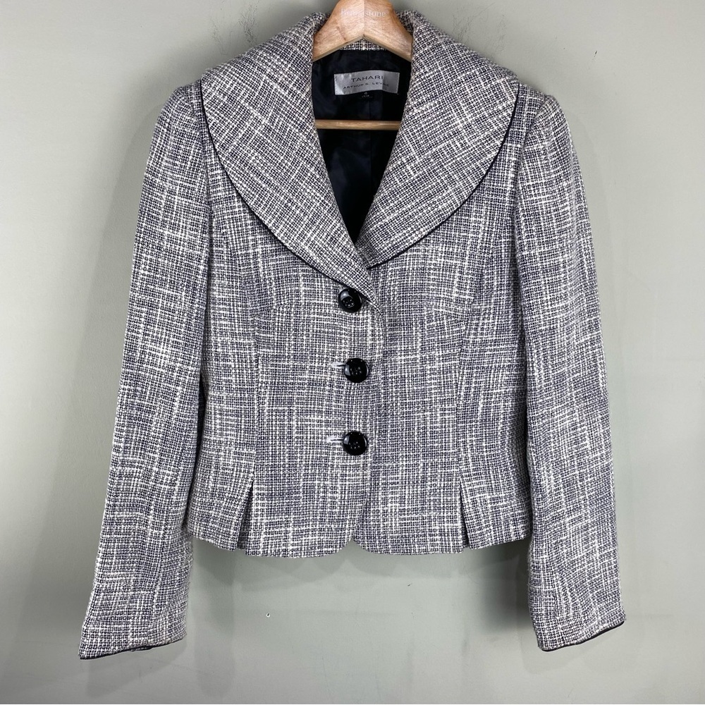 Tahari: Arthur S. Levine Cropped Tweed Business Casual Blazer Jacket Size 4